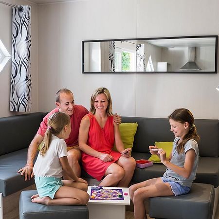 Hotel Domaine De Blangy Hirson Zewnętrze zdjęcie